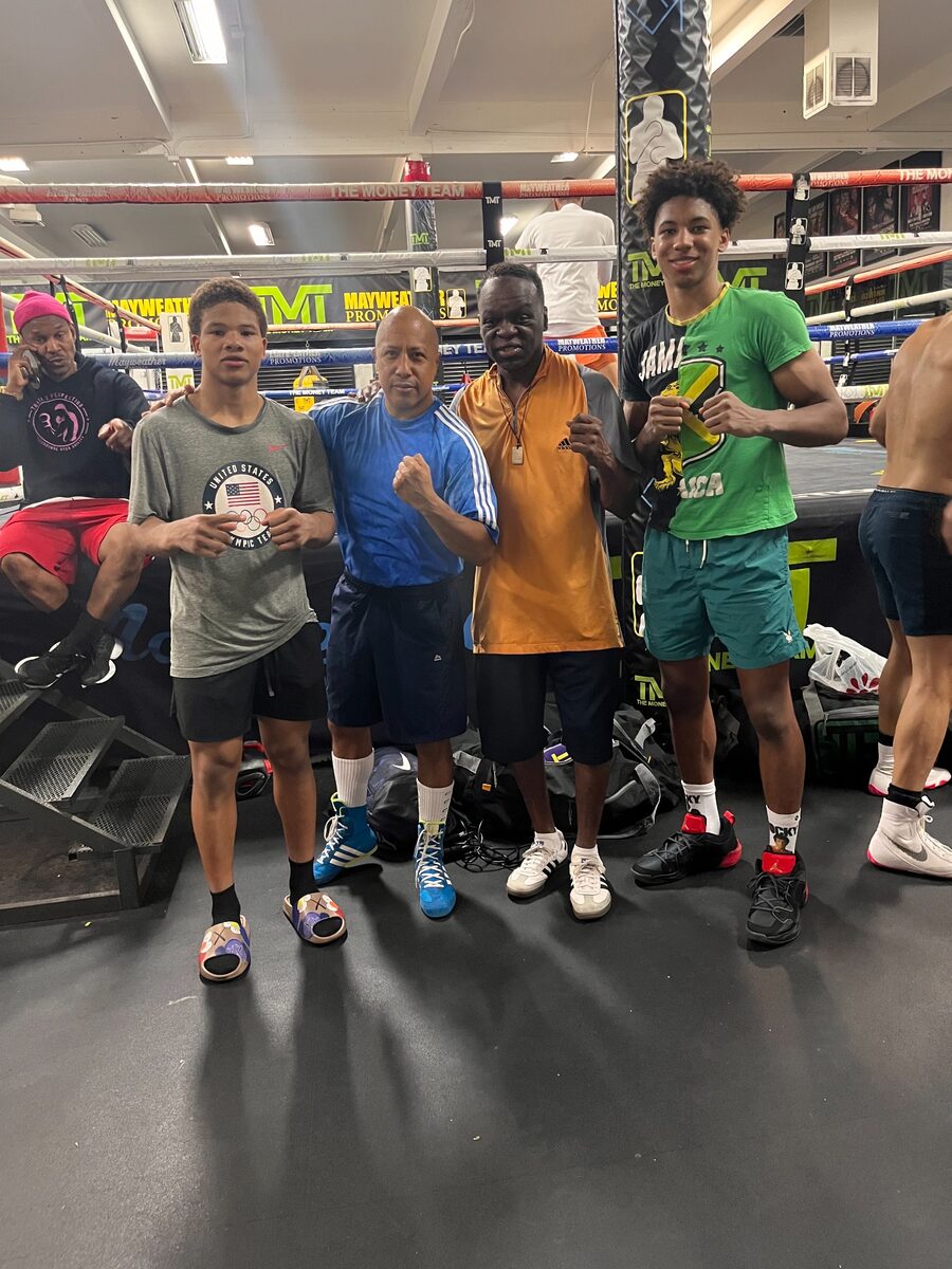 ChampionBreed athletes and coaches together in the gym